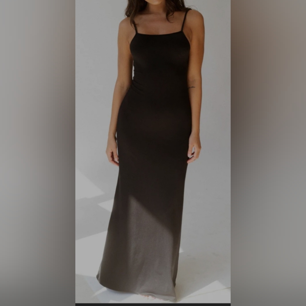 Londre "the only" maxi dress with adjustable straps in olive green